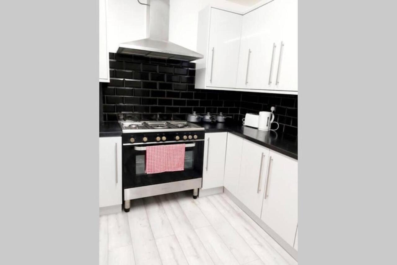 הוילה Gorgeous Stylish Cheri Victorian House In מנצ'סטר מראה חיצוני תמונה